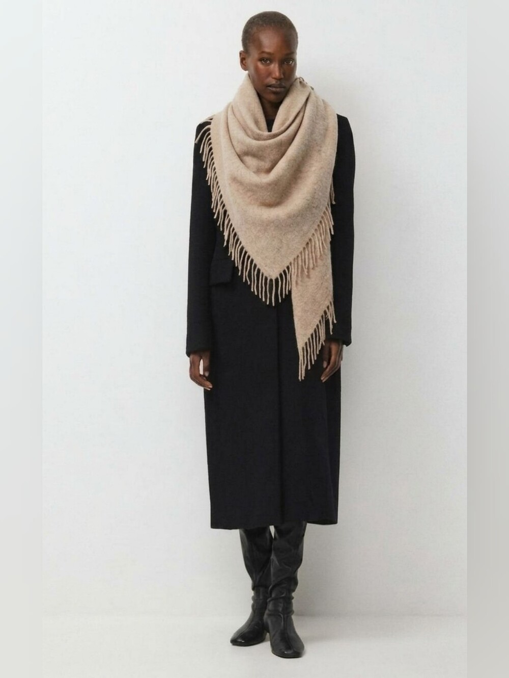 Aritzia Wilfred | Wool Triangle Fringe Scarf